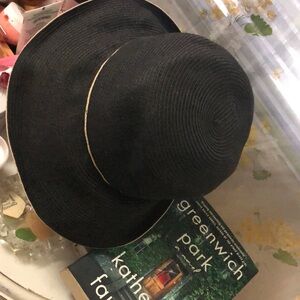 La Vie en Rose Aqua black summer hat with beige trim o/s